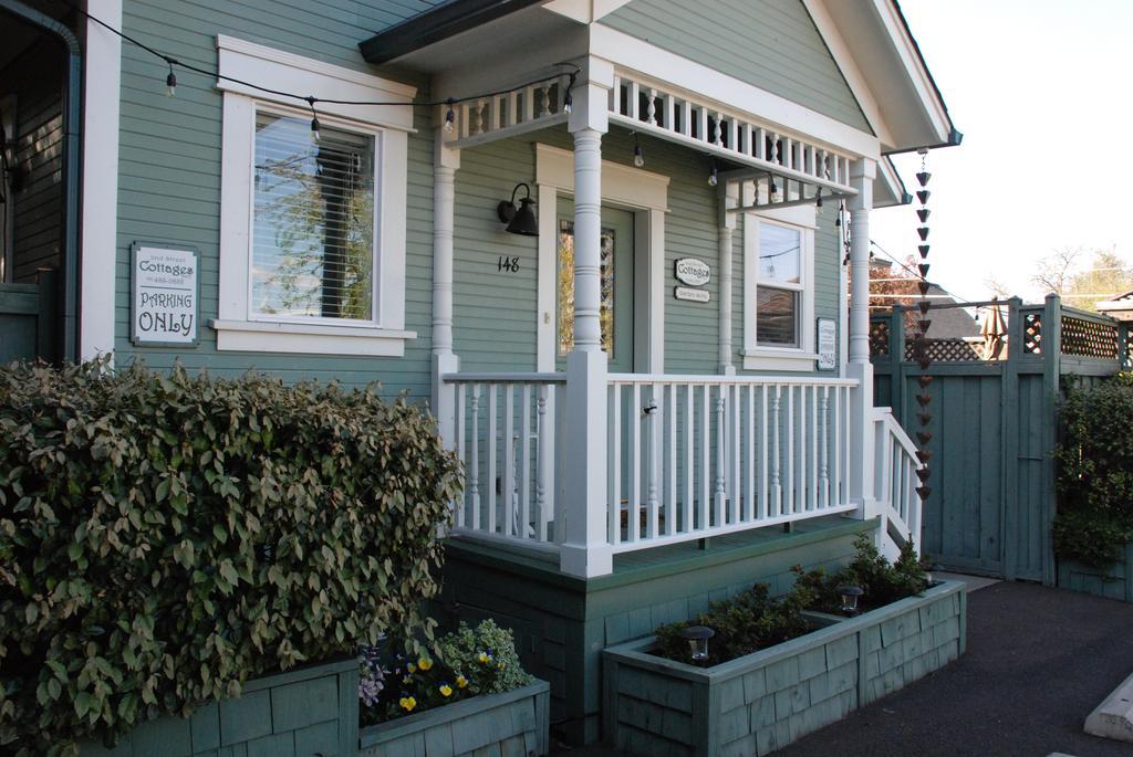 Second Street Cottages Ешленд Екстер'єр фото